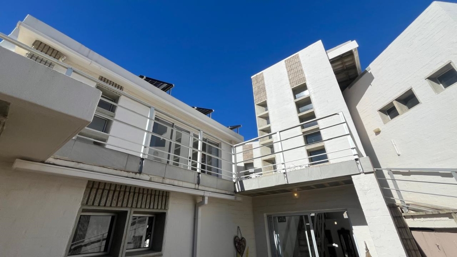 3 Bedroom Property for Sale in Wavecrest Eastern Cape